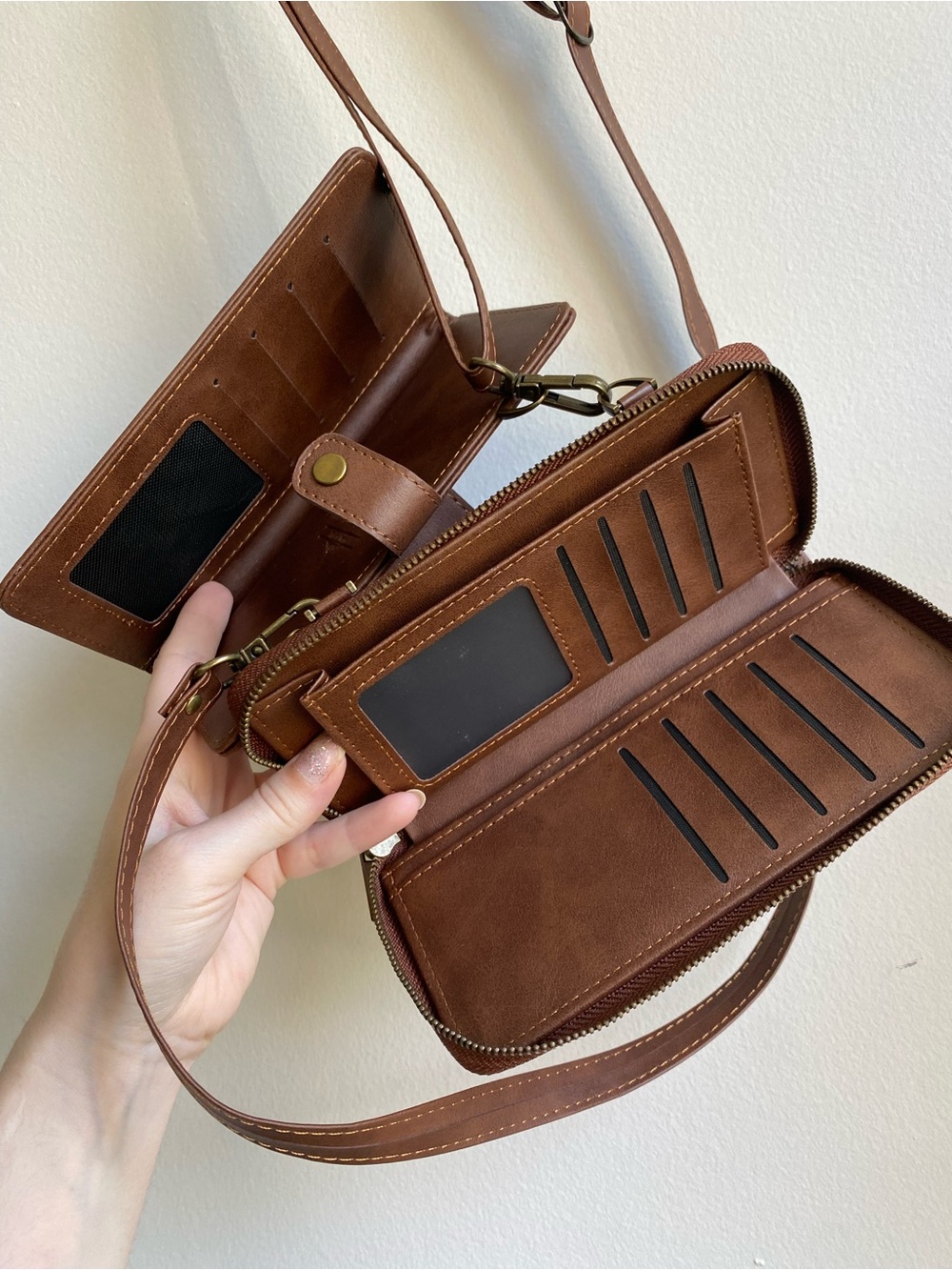 👜 Brown Crossbody Wallet Purse Detachable Phone Holder Card Holder ID Window